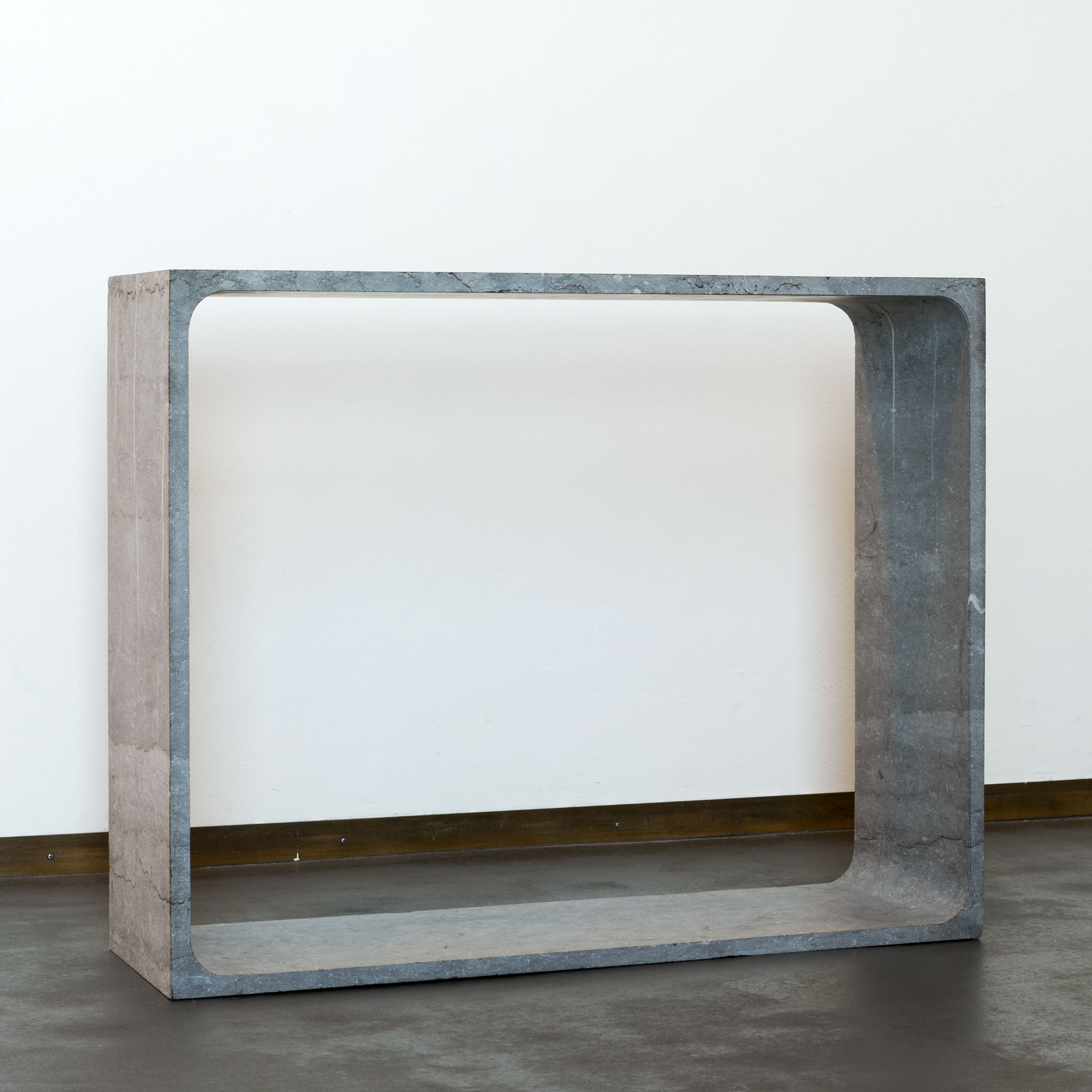 Francesco Arena, Il peso del mio corpo da un blocco di pietra del peso di una barca, 2010